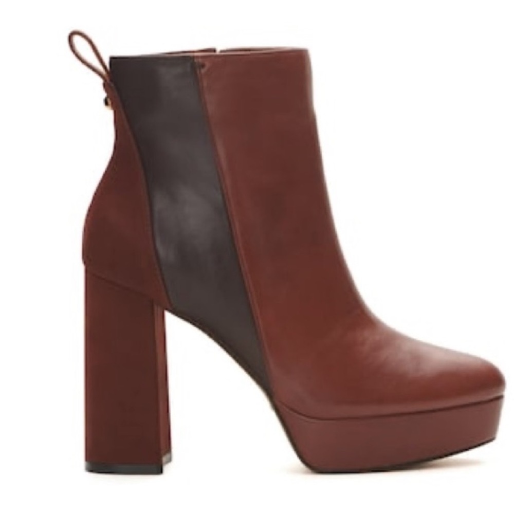 Vince Camuto Gripaula Heeled Bootie cognac